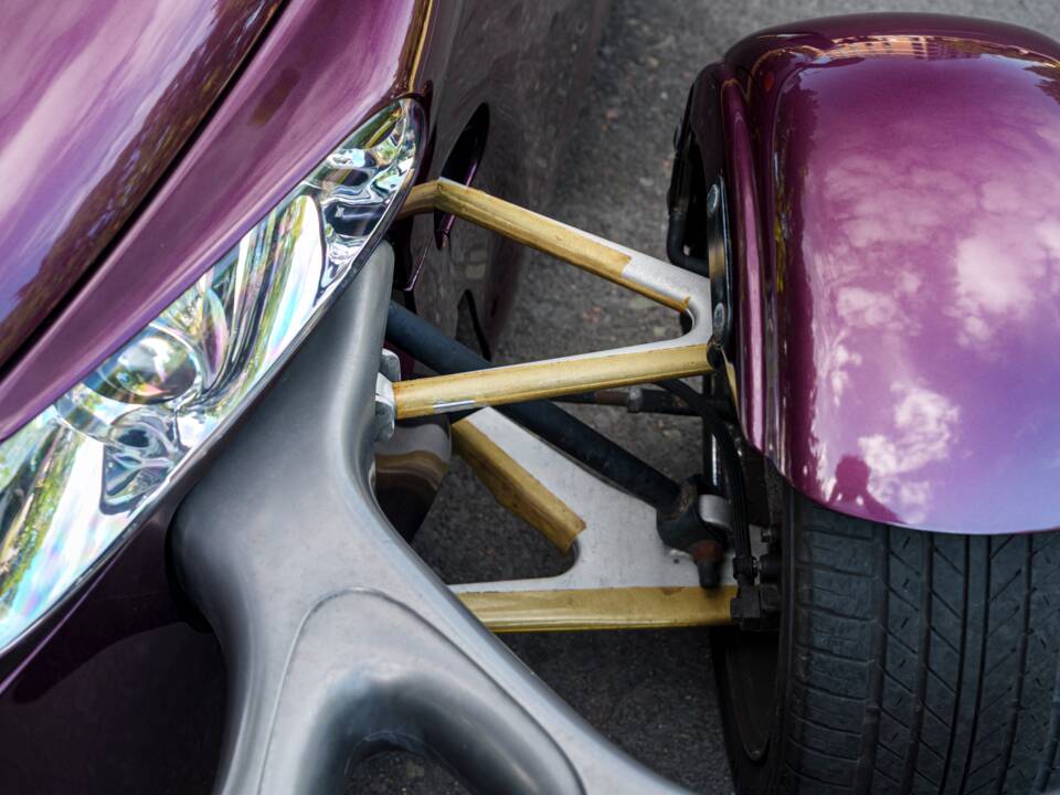 Image 12/29 of Plymouth Prowler (1999)