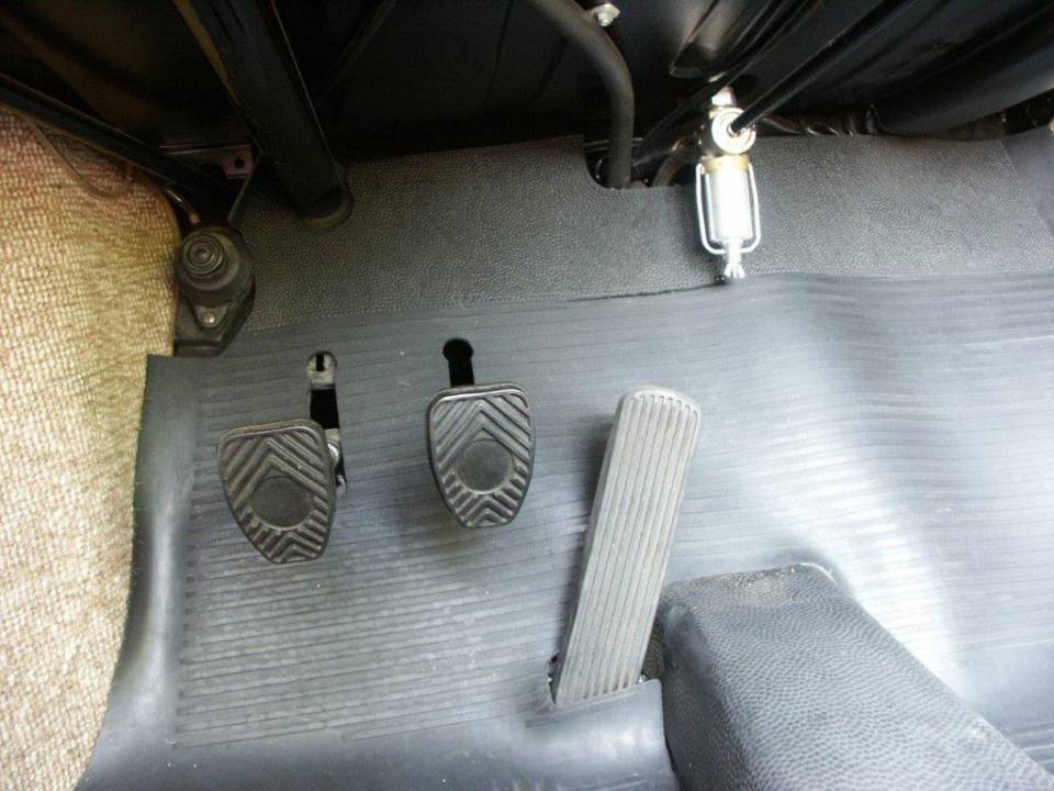 Image 23/35 of Porsche 356 B 1600 Super 90 (1961)