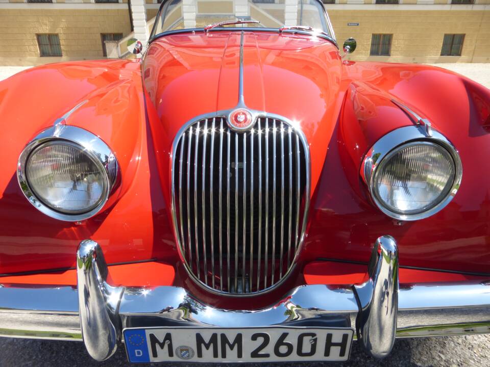 Image 41/174 of Jaguar XK 150 3.4 S OTS (1958)