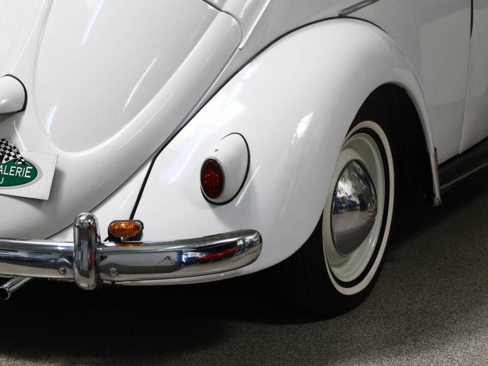 Image 34/44 of Volkswagen Beetle 1200 Export "Oval" (1956)