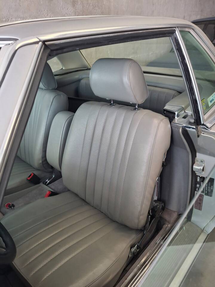 Image 3/6 of Mercedes-Benz 380 SL (1984)