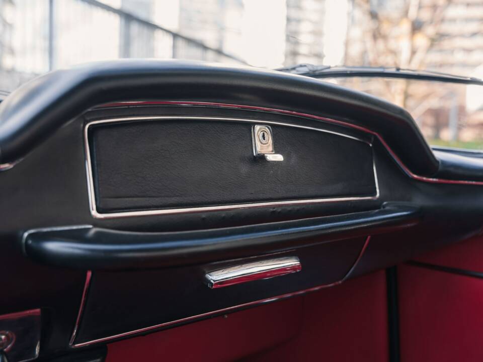 Bild 49/73 von Maserati Mexico 4700 (1968)