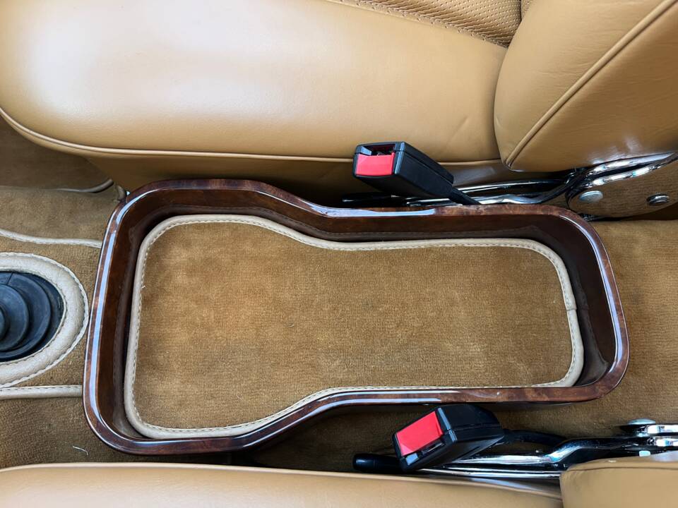 Imagen 34/65 de Mercedes-Benz 220 SE b (1961)