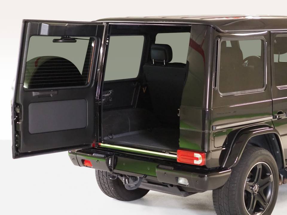 Image 11/21 of Mercedes-Benz G 500 (LWB) (2016)