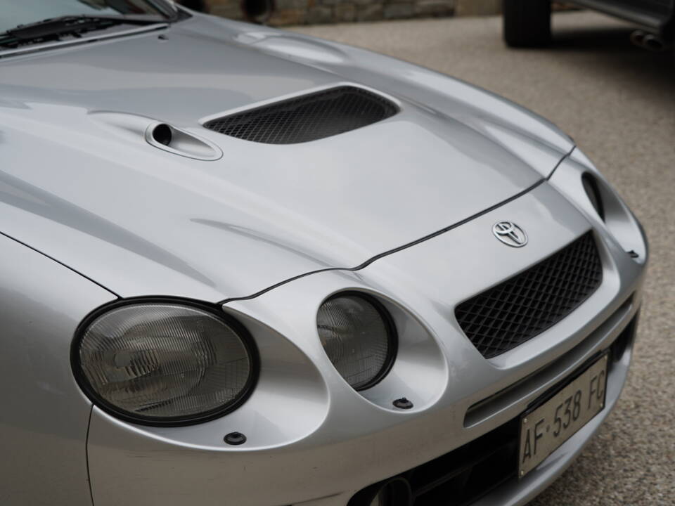 Image 20/40 of Toyota Celica GT-Four (1995)