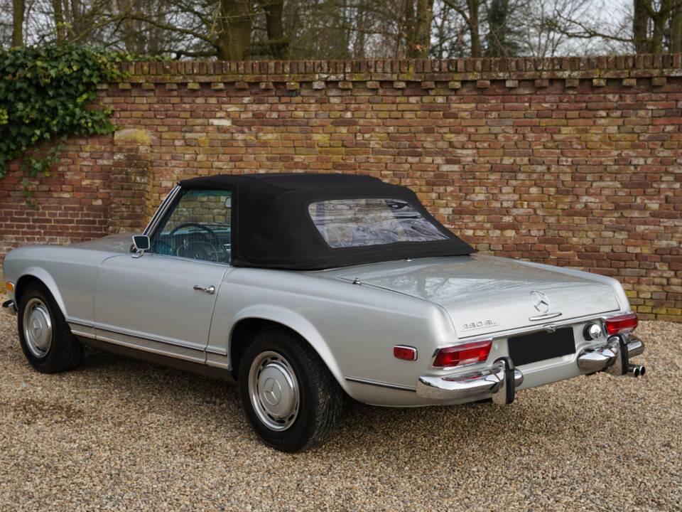 Imagen 2/7 de Mercedes-Benz 280 SL (1969)