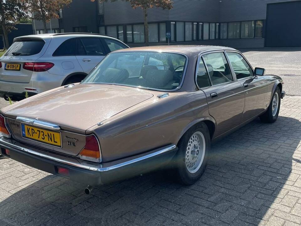 Bild 5/8 von Jaguar Sovereign H.E. V12 (1984)