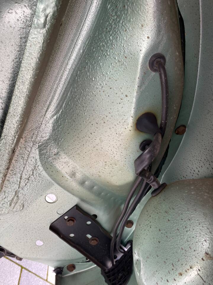 Image 61/96 of Volkswagen Beetle 1303 (1980)