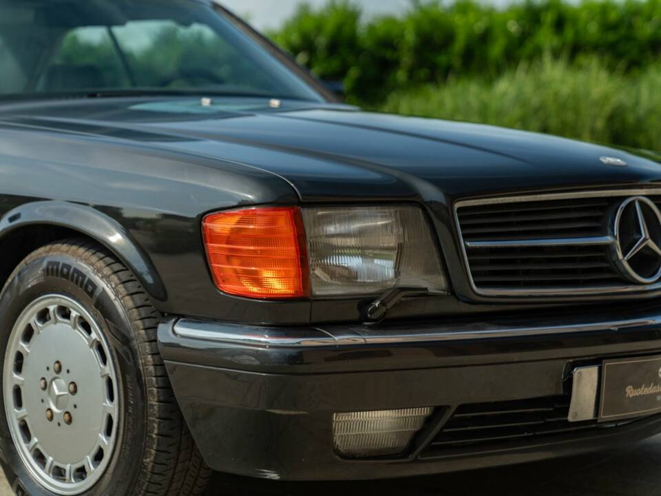 Bild 26/50 von Mercedes-Benz 500 SEC (1986)