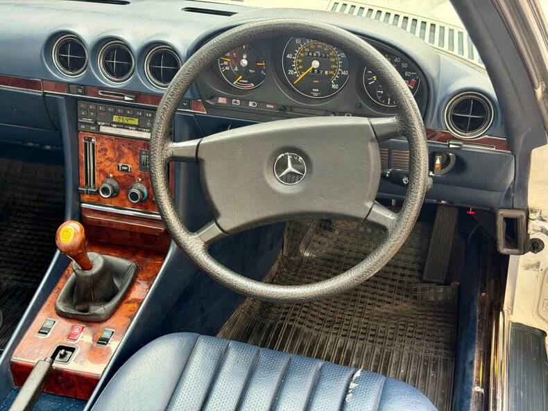 Image 12/50 of Mercedes-Benz 280 SL (1984)