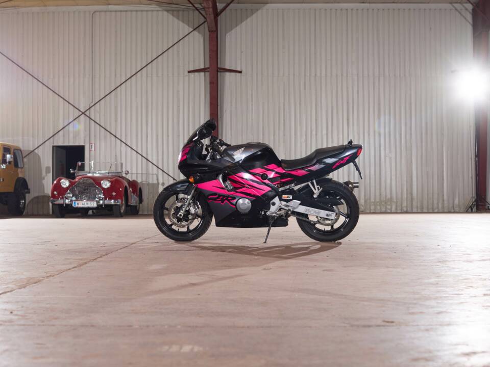 Immagine 7/16 di Honda CBR 600 F (1993)
