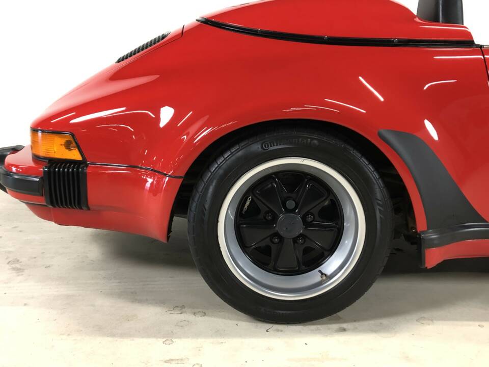 Bild 18/39 von Porsche 911 Speedster 3.2 (1989)