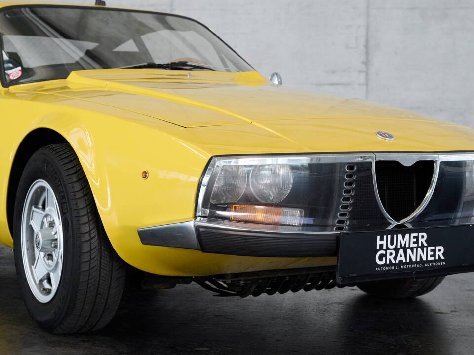 Image 22/50 of Alfa Romeo Junior Zagato GT 1600 (1974)