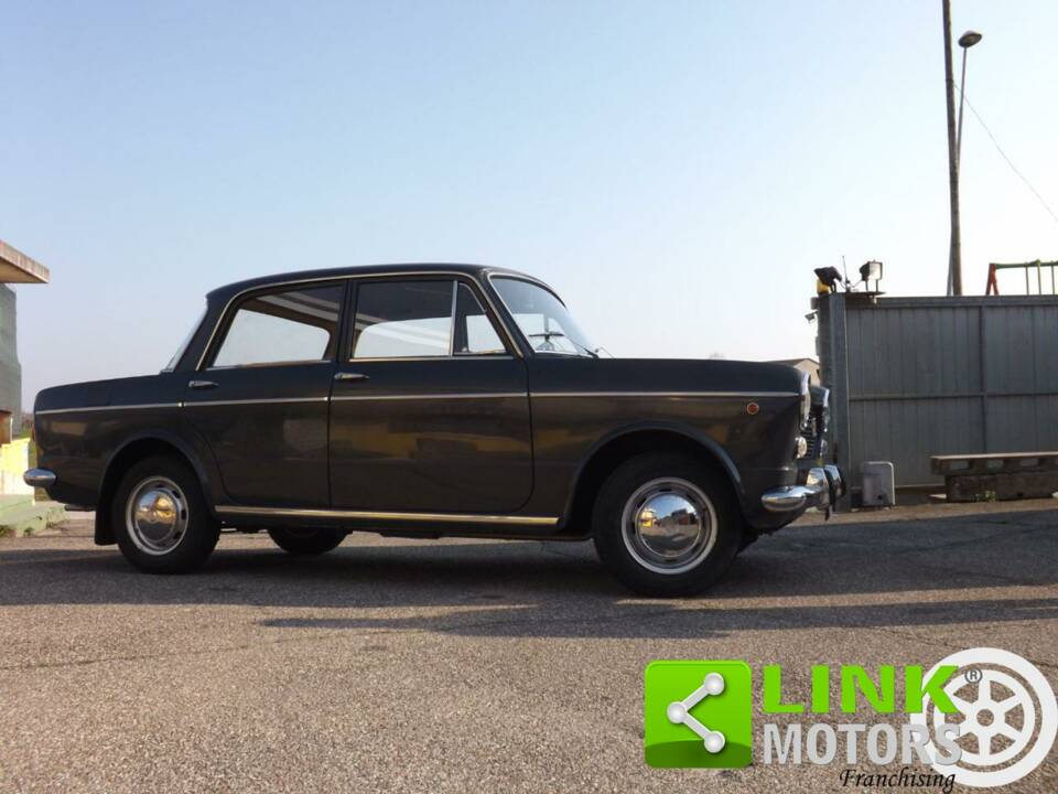 Image 6/10 of FIAT 1100 R (1967)