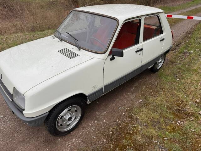 Bild 1/4 von Renault R 5 GTL (1981)