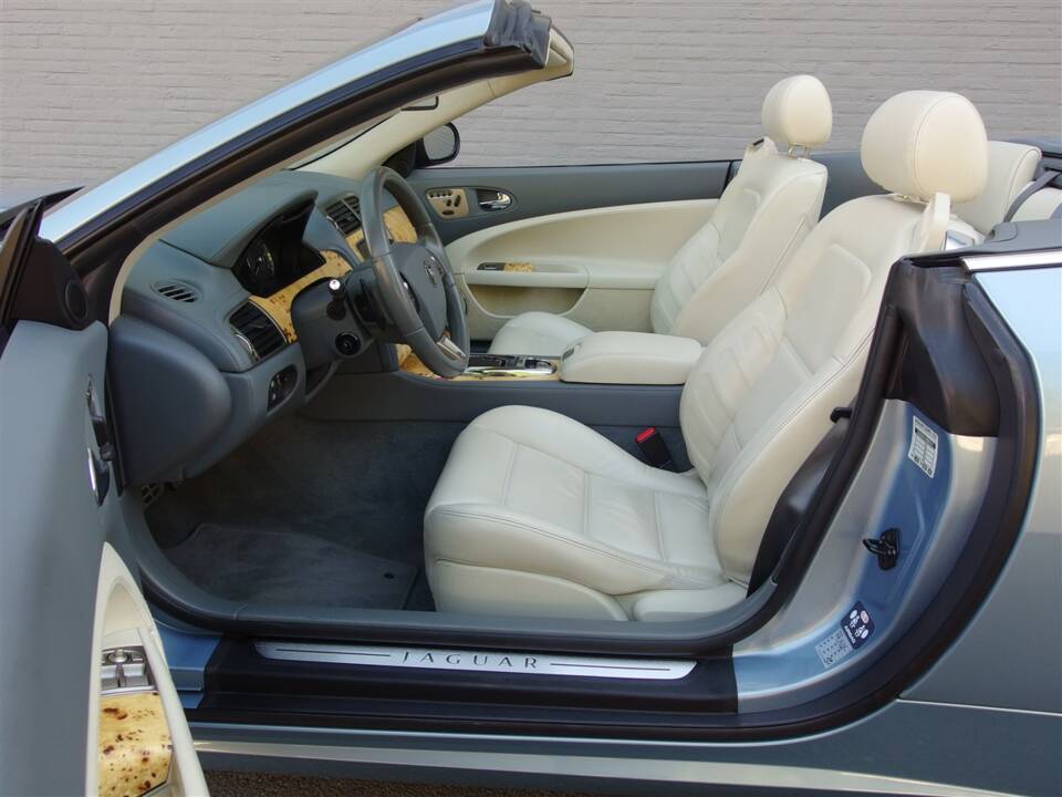 Bild 31/100 von Jaguar XKR (2008)