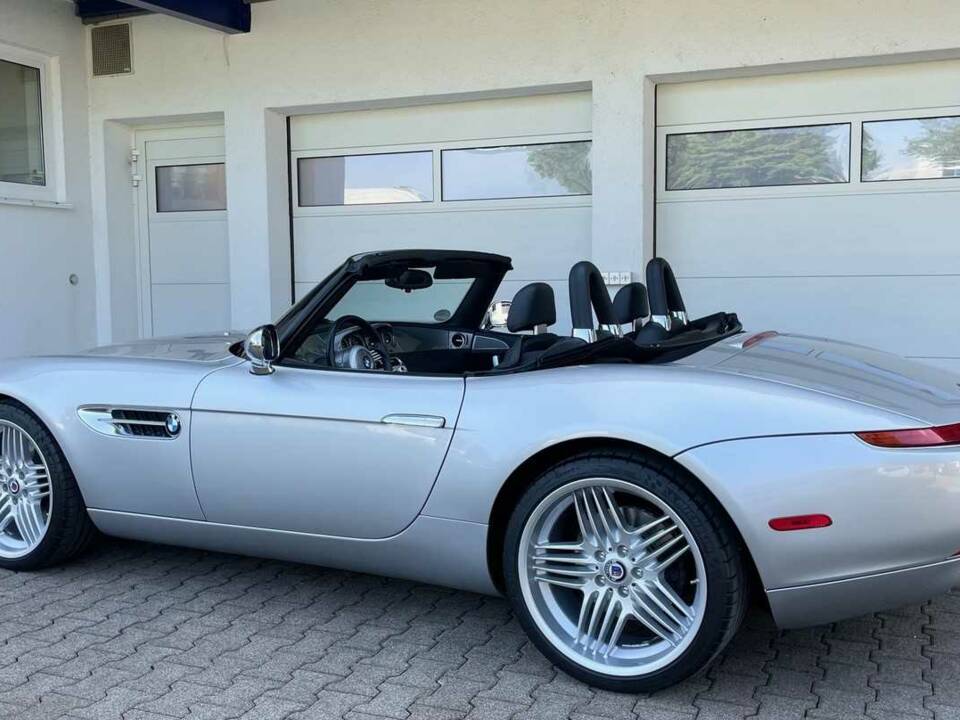 Image 5/36 of BMW Z8 (2002)