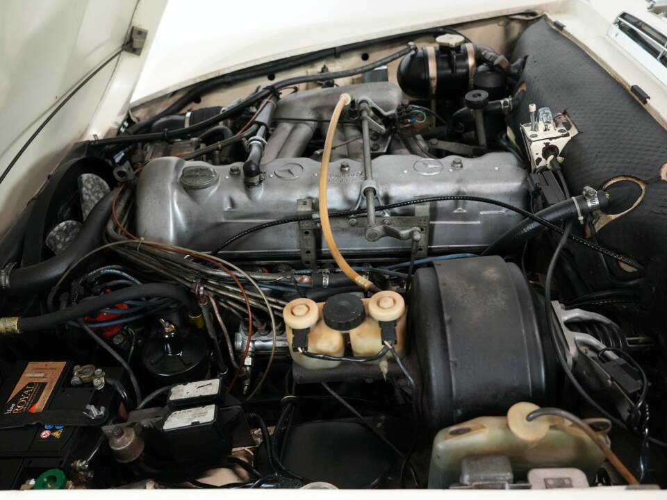 Imagen 17/39 de Mercedes-Benz 280 SL (1970)