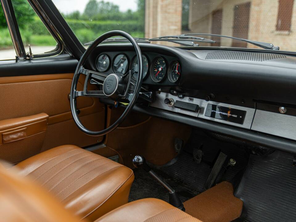 Immagine 27/50 di Porsche 911 2.0 T (1968)