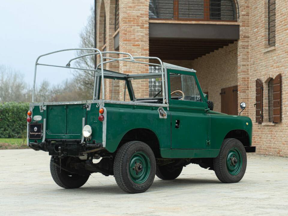 Bild 7/50 von Land Rover 88 (1978)
