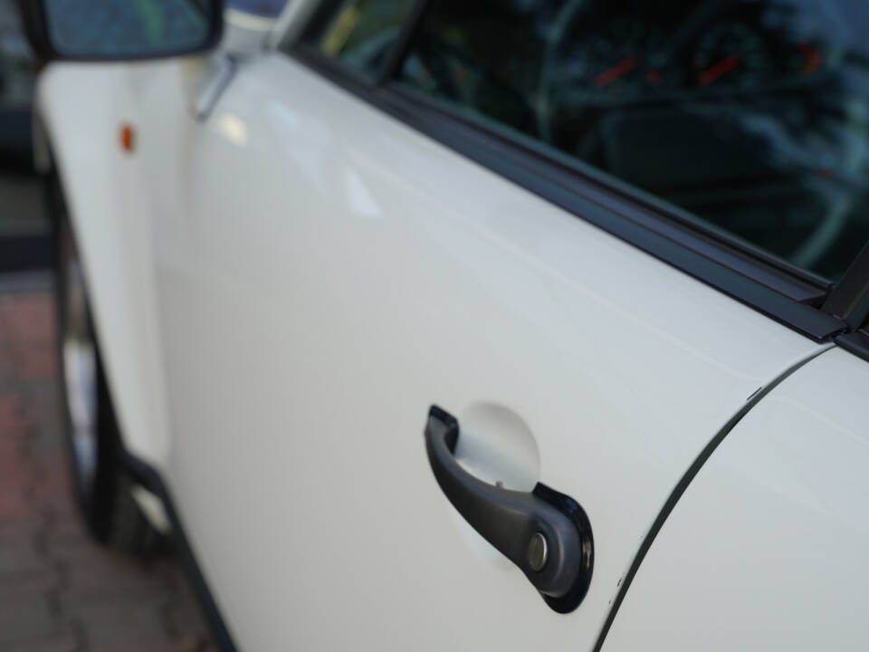 Image 21/50 of Porsche 911 Turbo 3.3 (1986)