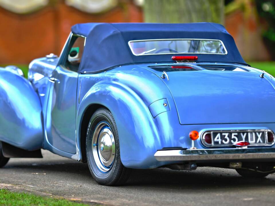 Image 17/50 of Triumph 2000 Roadster (1949)
