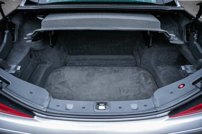 Image 17/36 de Mercedes-Benz SL 500 (2004)