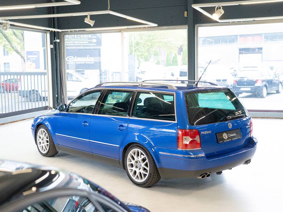 Image 8/59 de Volkswagen Passat Variant 4.0 W8 (2004)