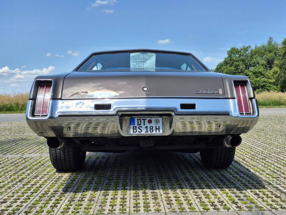 Image 5/8 of Oldsmobile Cutlass Supreme (1973)