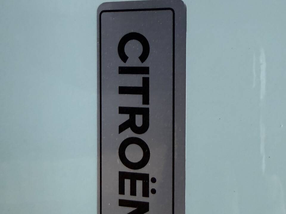 Immagine 37/42 di Citroën Dyane 6 (1982)