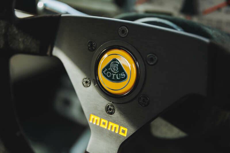 Image 22/50 of Lotus Elise 111 (1998)