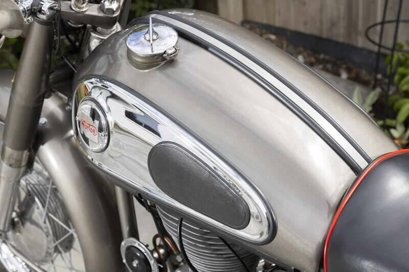 Image 12/40 of Norton Model 30 International (1957)