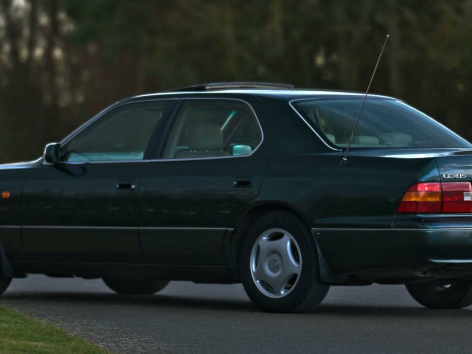 Afbeelding 14/50 van Lexus LS 400 (1998)