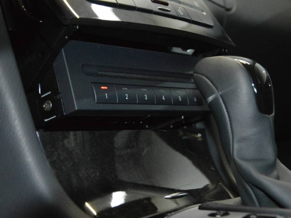 Imagen 40/100 de Mercedes-Benz E 55 AMG (2003)