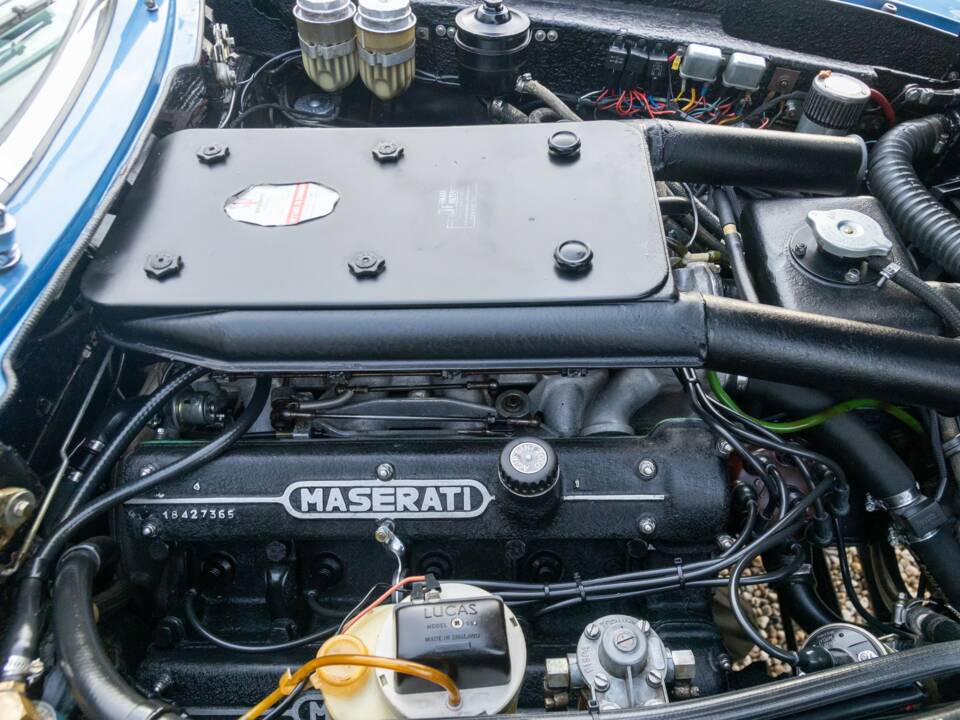 Image 30/50 of Maserati Indy 4900 (1971)