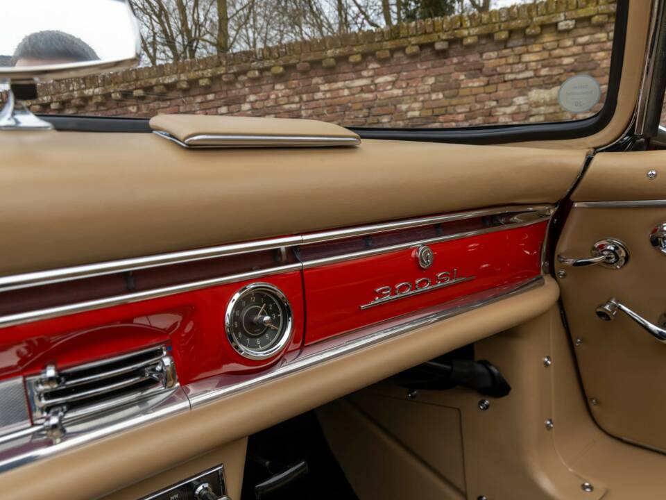 Image 47/50 de Mercedes-Benz 300 SL Roadster (1962)