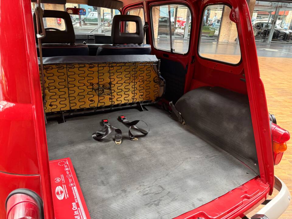 Bild 24/40 von Renault R 4 GTL (1990)