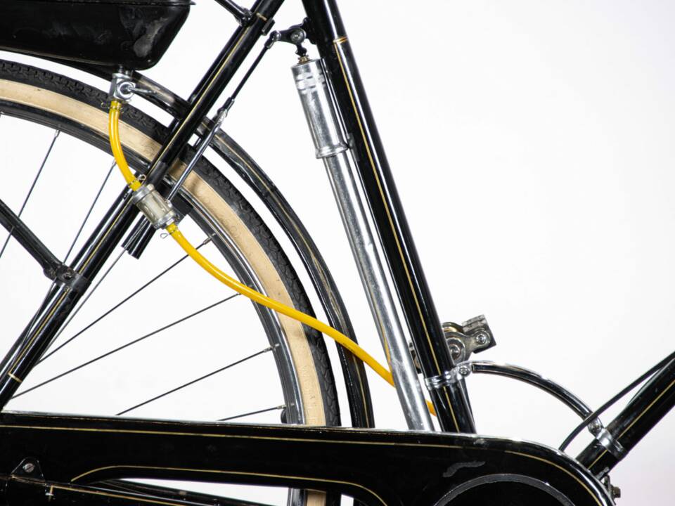 Image 24/50 of Bianchi Cesare (1939)
