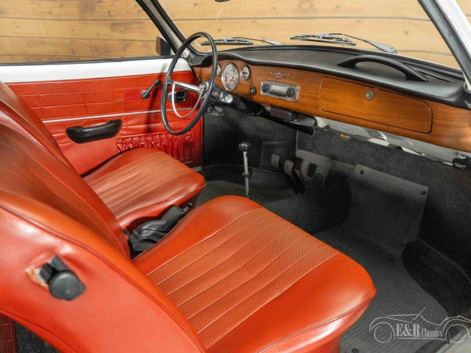 Image 11/29 of Volkswagen Karmann Ghia 1500 (1969)