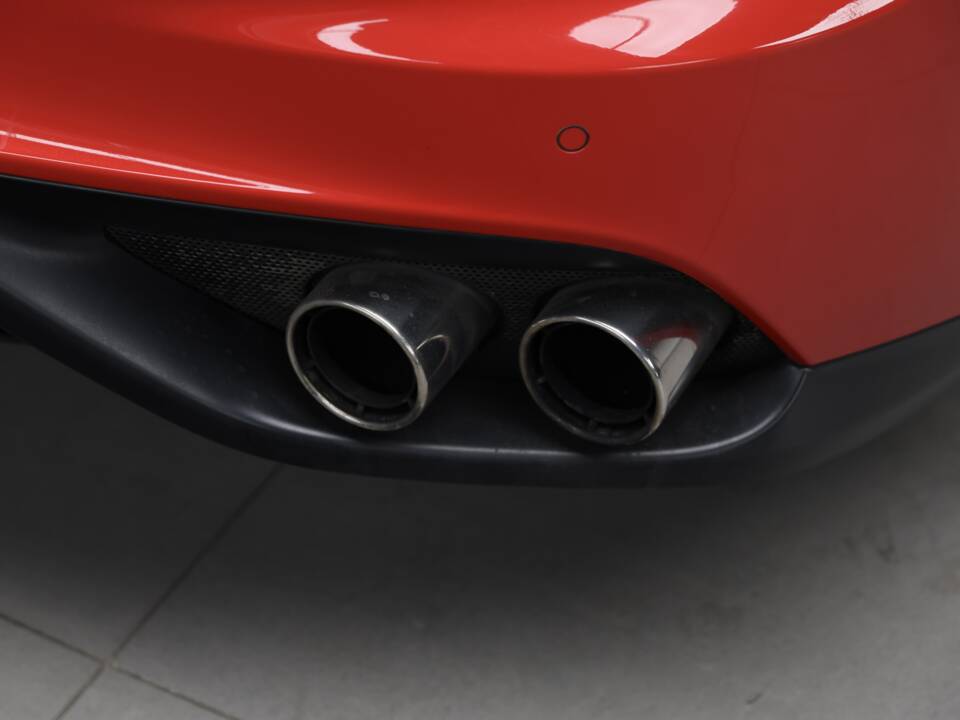 Immagine 17/50 di Ferrari FF (2011)