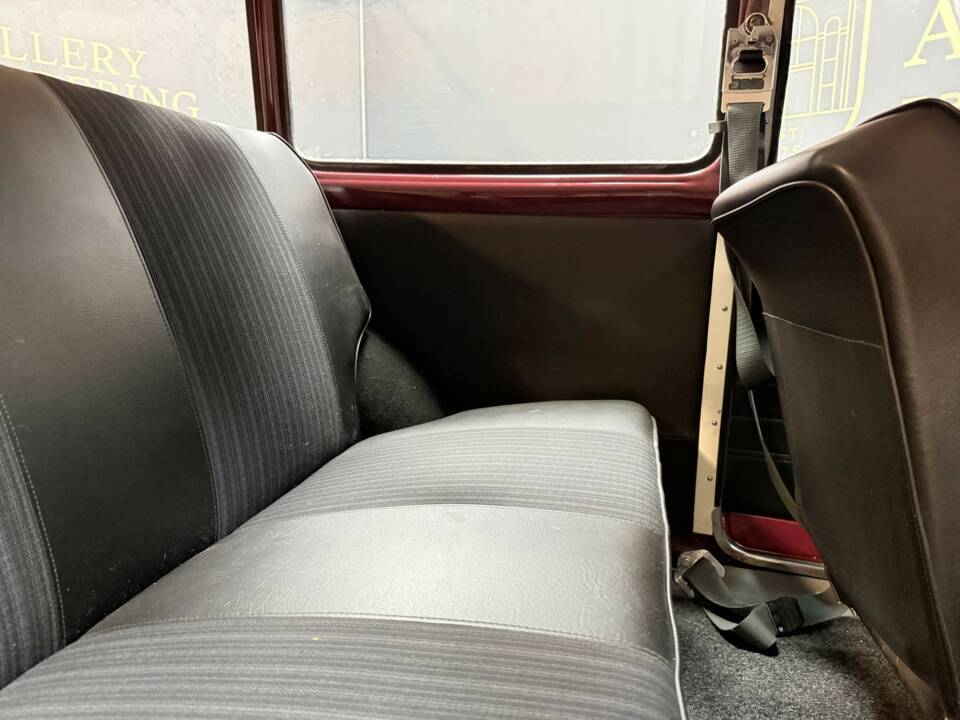 Image 45/50 of Volvo P 210 Duett (1962)