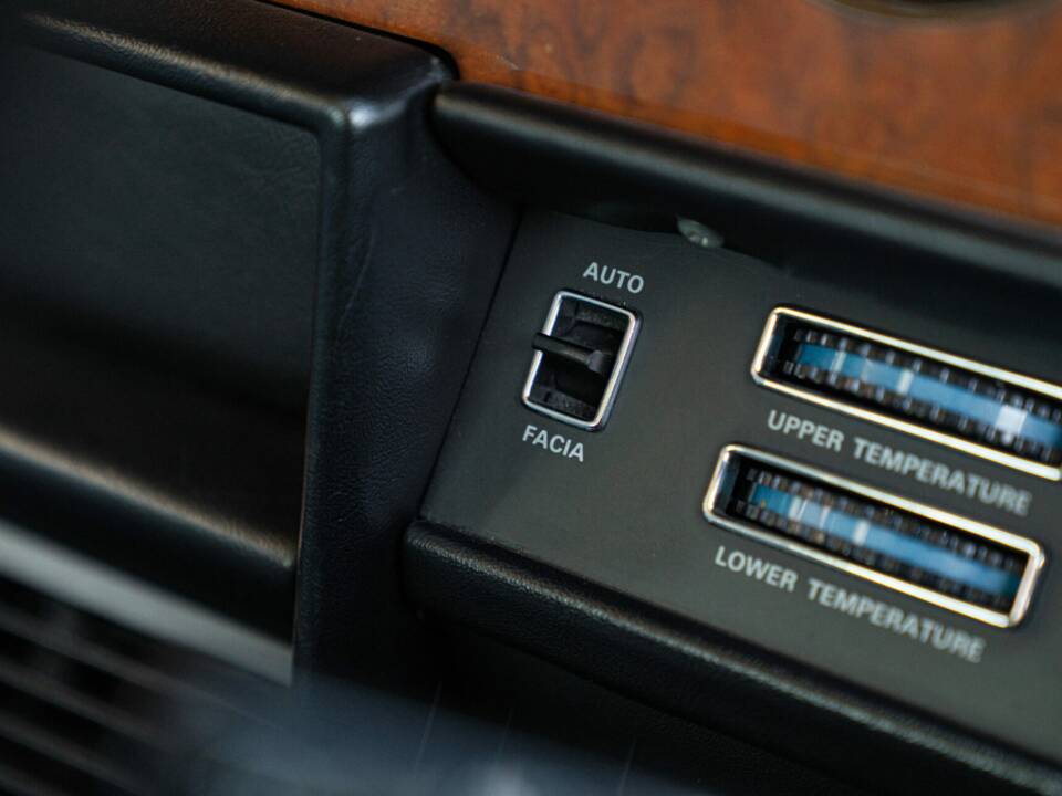 Bild 44/50 von Bentley Mulsanne SWB (1980)