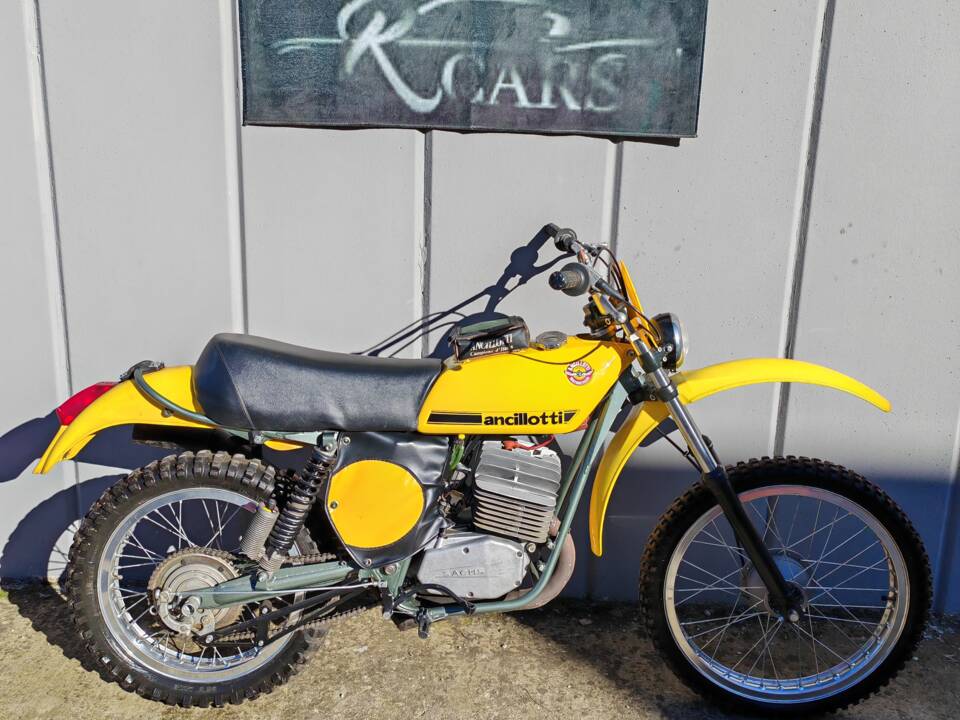 Bild 2/15 von Ancillotti DUMMY (1975)