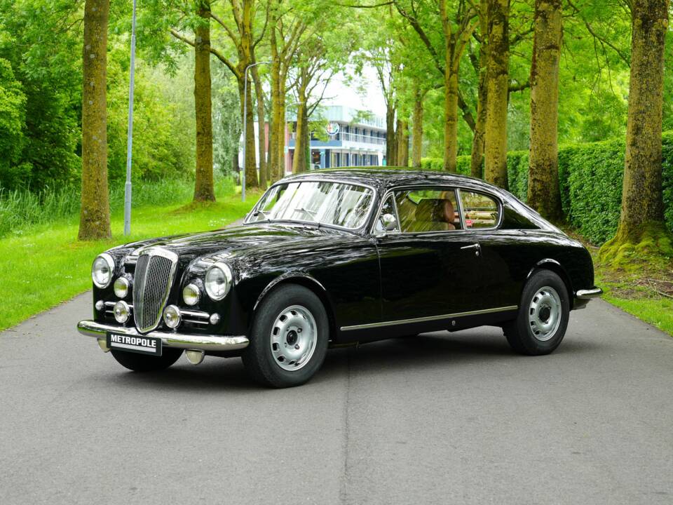 Image 1/33 de Lancia Aurelia B20 GT 2500 (1957)