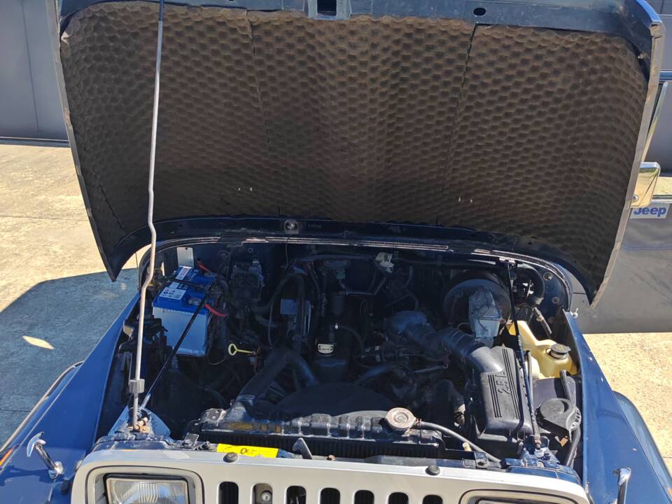 Afbeelding 26/33 van Jeep Wrangler 2.5L (1990)