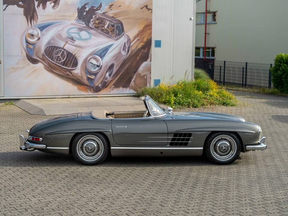 Afbeelding 10/38 van Mercedes-Benz 300 SL Roadster (1961)