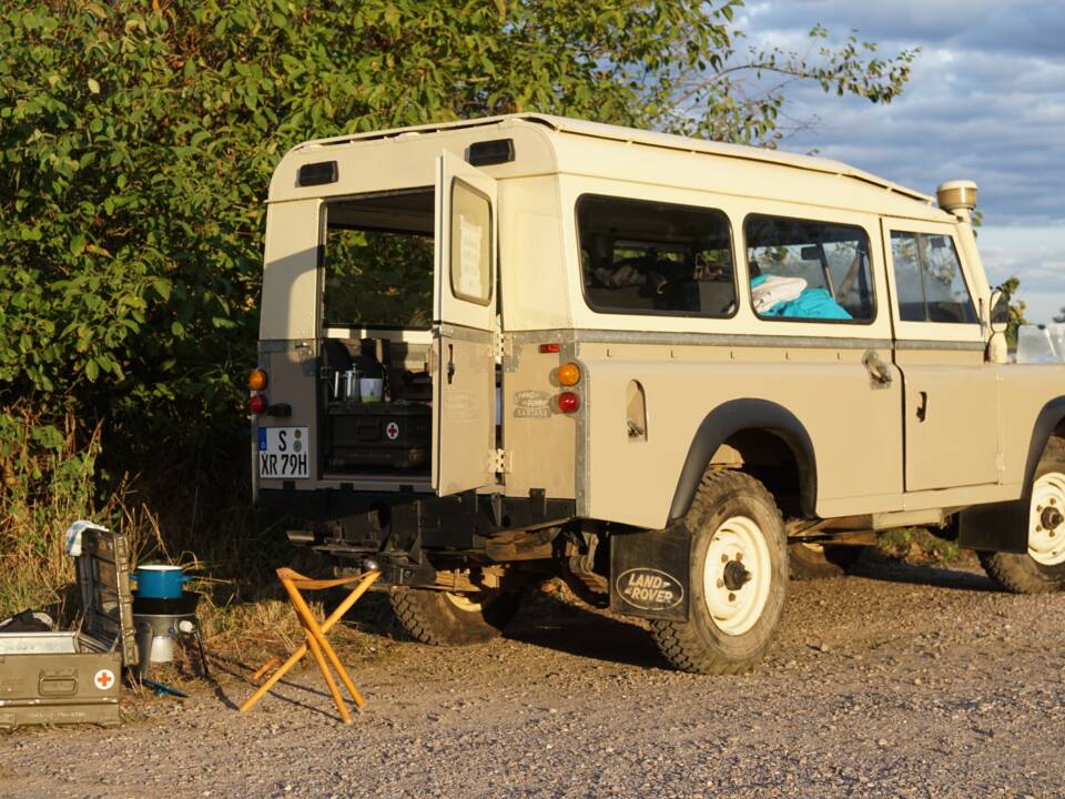 Imagen 36/43 de Land Rover 109 (1979)