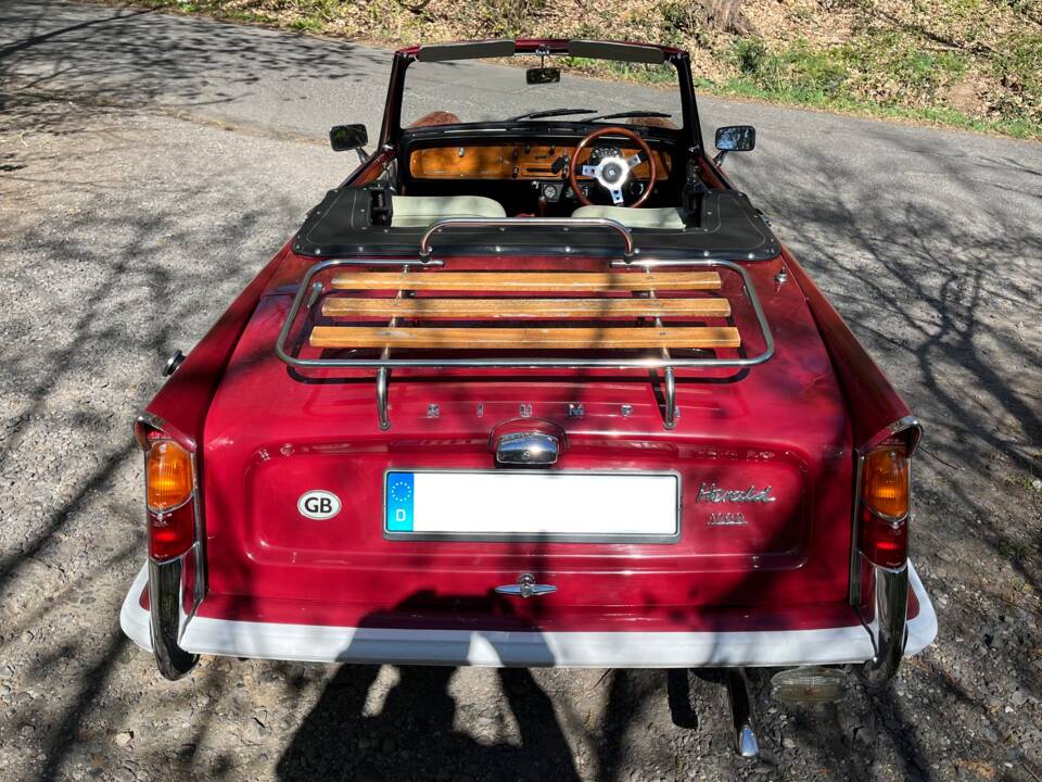 Image 13/50 of Triumph Herald 1200 (1965)