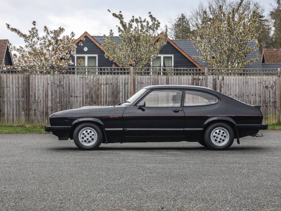 Bild 15/21 von Ford Capri 2,8i (1981)