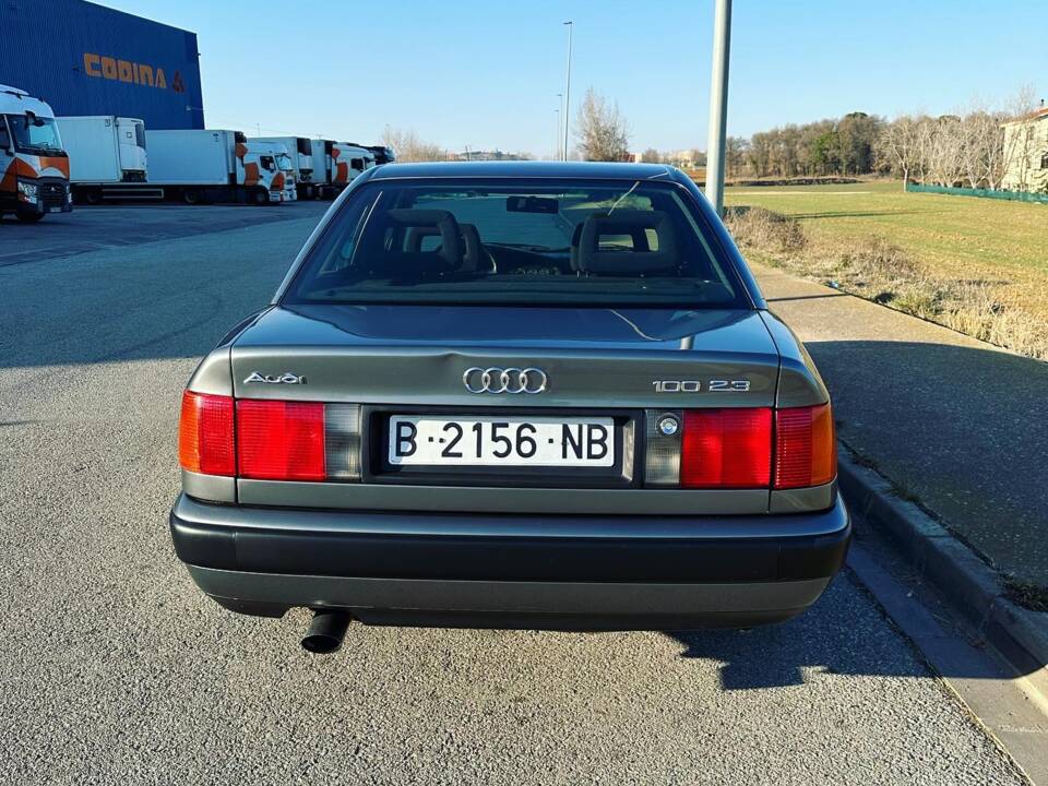 Imagen 2/7 de Audi 100 - 2.3E (1991)